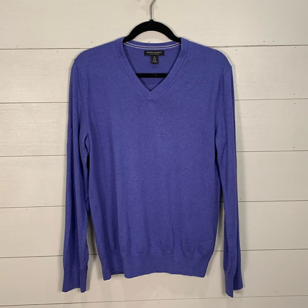 Banana republic light weight V-neck sweater purple silk cashmere cotton medium